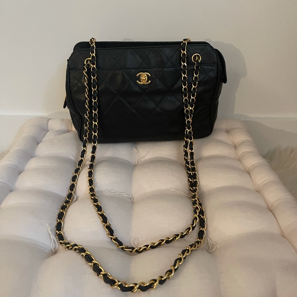 Vintage CHANEL Caviar Black Pocket Camera Bag